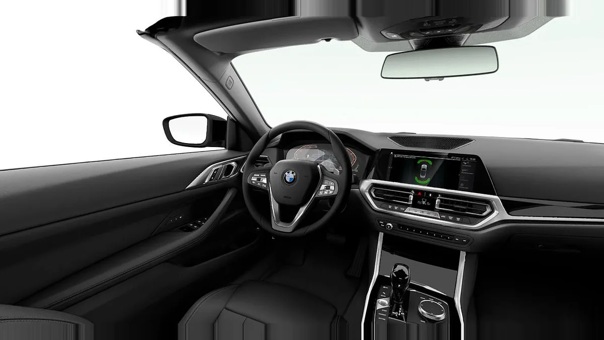 BMW Serie 4 420i Cabrio en renting a Barcelona — Darrere