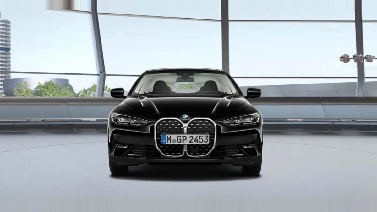 BMW Serie 4 420i Coupé en renting a Barcelona — vista 6