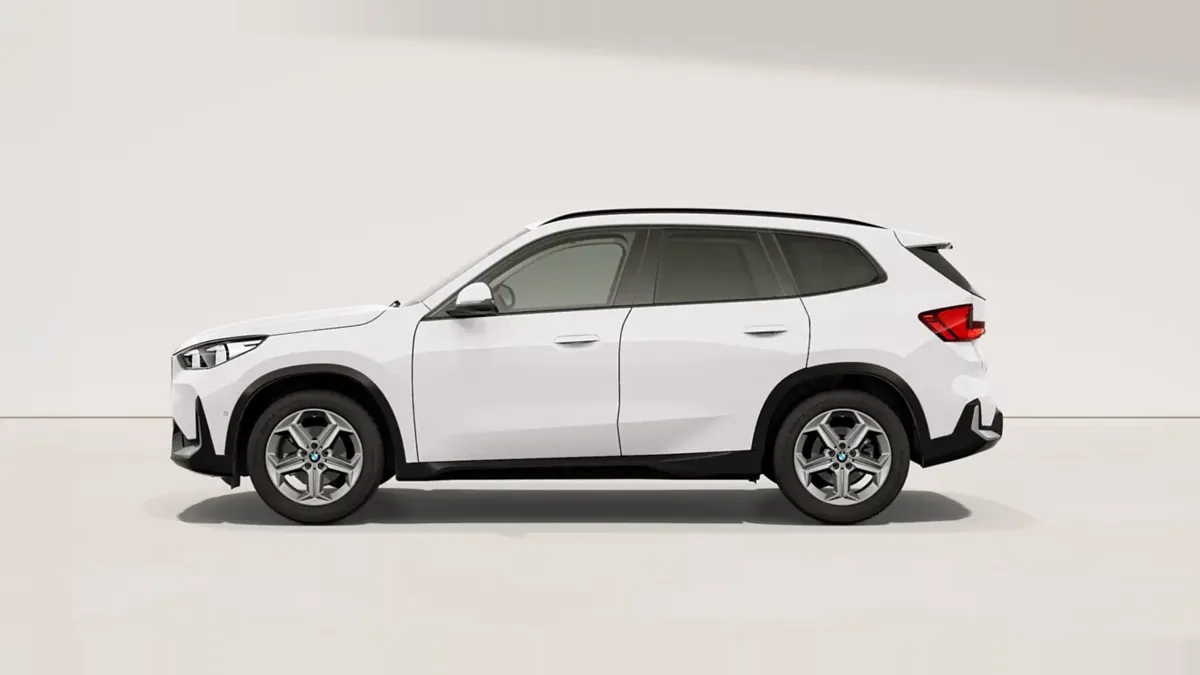 BMW X1 sDrive20d en renting a Barcelona — Interior