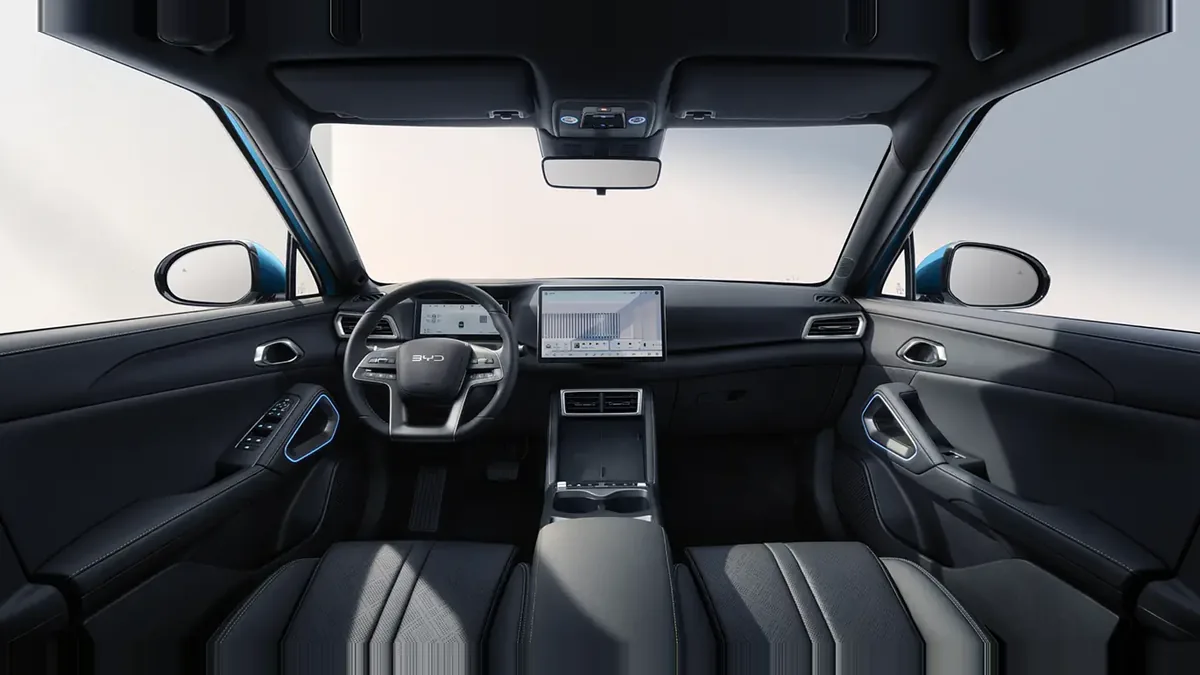 BYD ATTO 2 DM-i Boost en renting a Barcelona — Interior