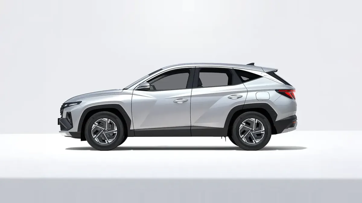 Hyundai Tucson FL 1.6T 239CV HEV AT Klass en renting a Barcelona — Davant