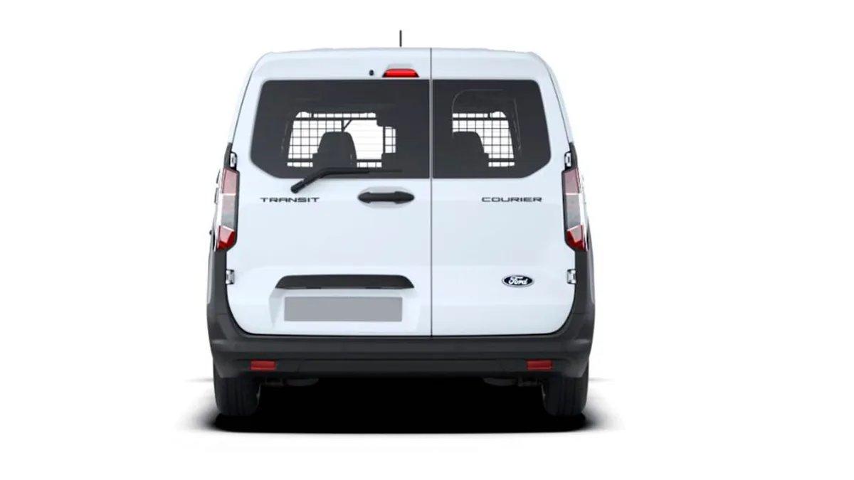 Ford Transit Courier Kombi 1.5 Ecoblue Trend II en renting a Barcelona — Lateral