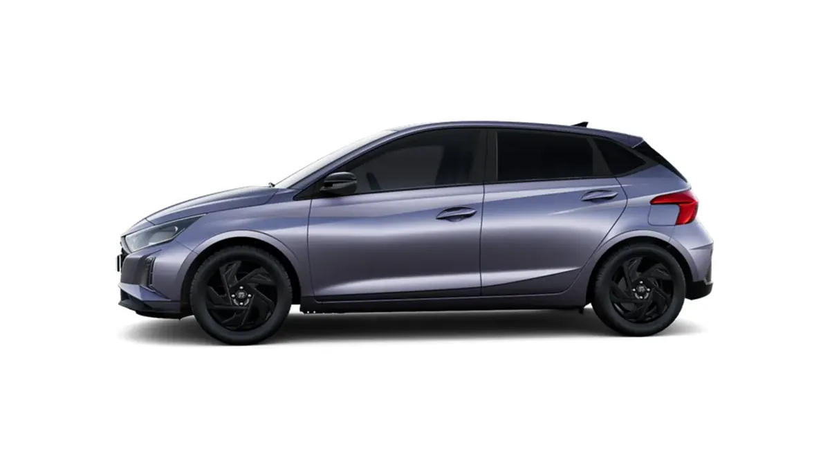 Hyundai i20 1.0T Black Line 90cv MY26 en renting a Barcelona — Lateral