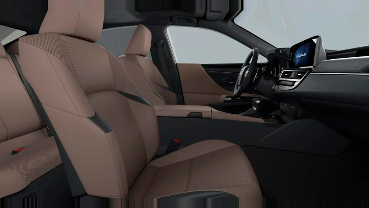 Lexus ES 2.5 300h Premium en renting a Barcelona — Interior