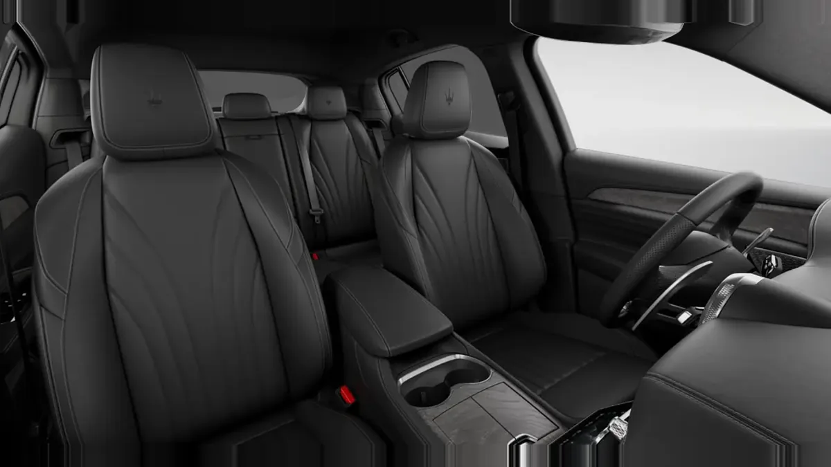 Maserati Grecale L4 MHEV 300CV AWD en renting a Barcelona — vista 12