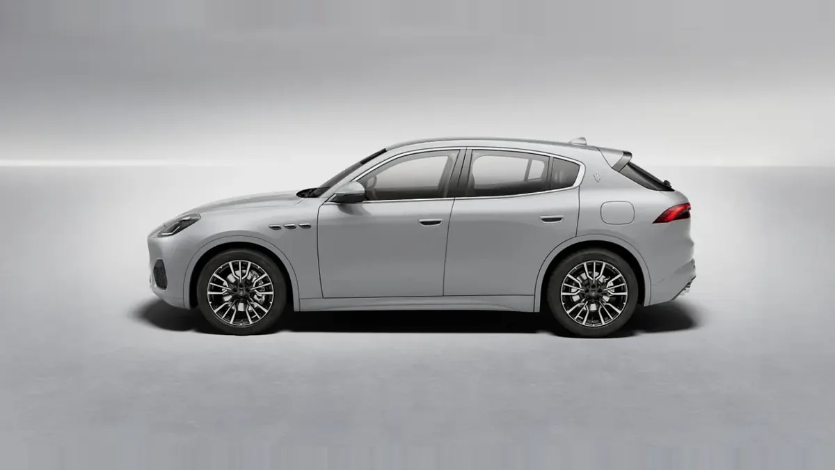 Maserati Grecale L4 MHEV 300CV AWD en renting a Barcelona — Interior