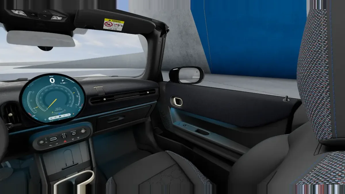 MINI Cooper C Cabrio Classic en renting a Barcelona — Interior