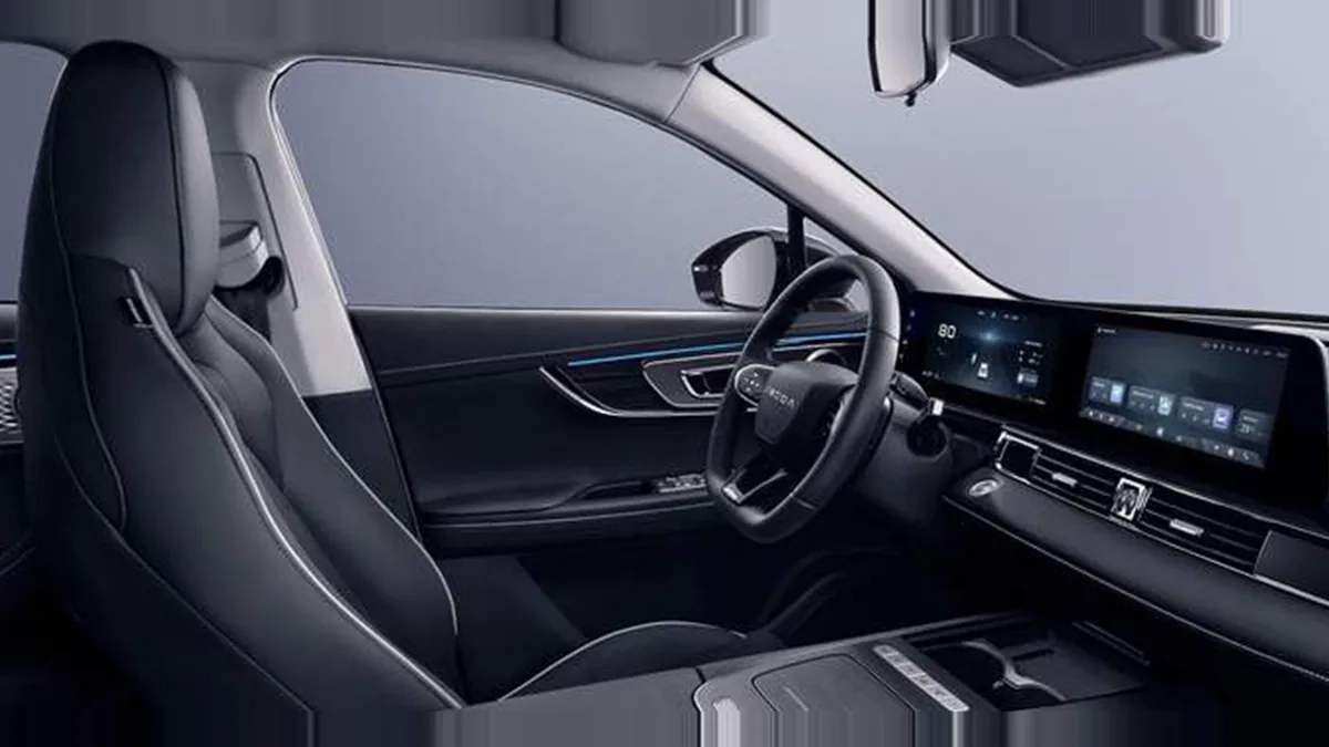 Omoda 5 EV 61kWh Pure 155kW en renting a Barcelona — Darrere