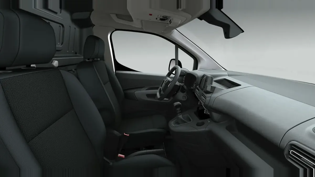 Opel Combo-e Cargo M 800kg en renting a Barcelona — Davant
