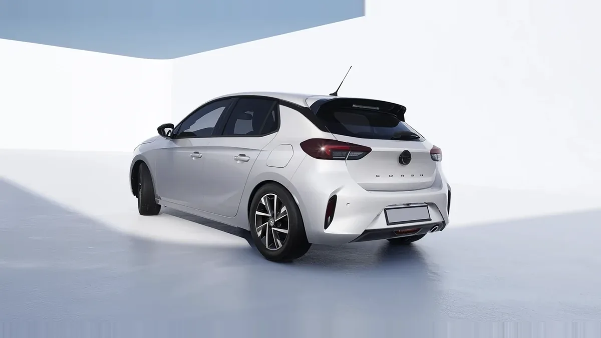 Opel Corsa GS 1.2T 74kW (100CV) en renting a Barcelona — Darrere