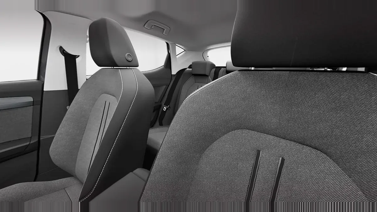 SEAT León 2.0 TDI CR St&Stp XL Fleet Pack en renting a Barcelona — vista 6