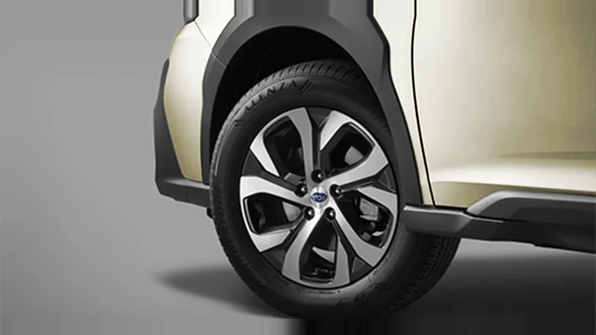 Subaru Outback 2.5 Touring Lineatronic en renting a Barcelona — vista 7