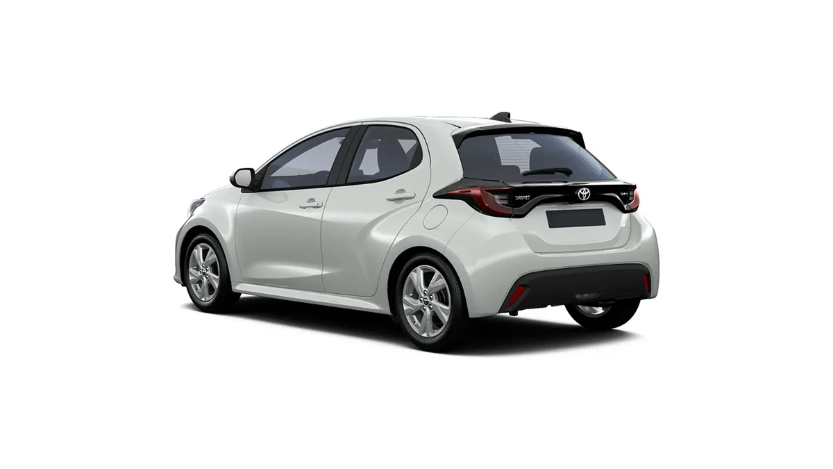Toyota Yaris 120H 116CV Active en renting a Barcelona — vista 13