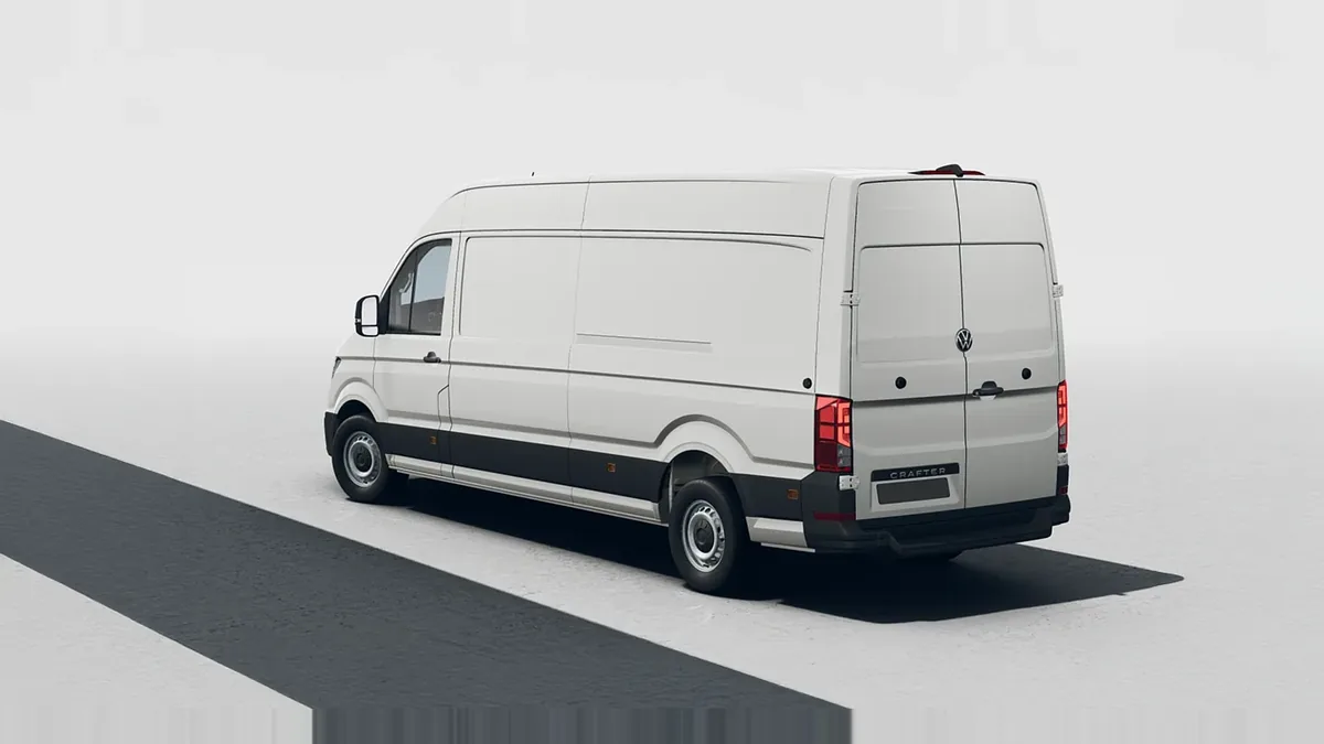 Volkswagen Crafter 35 Furgón BL TA L4H3 2.0 TDI 103kW (140CV) - ISOTERMO en renting a Barcelona — Davant