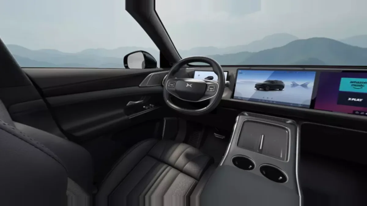 XPENG G9 RWD Long Range en renting a Barcelona — Interior